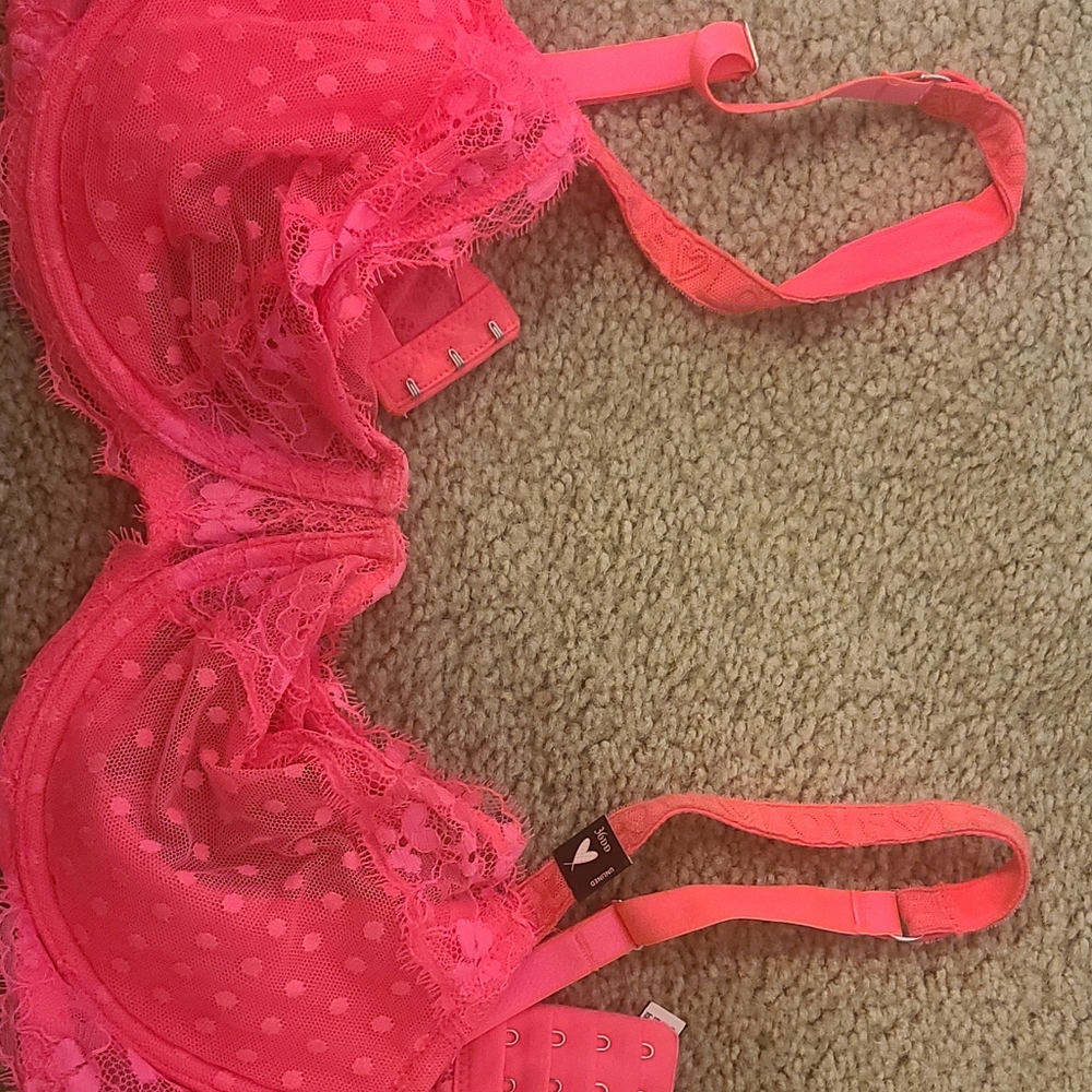 Victoria Secret Hot Pink unlined bra 36DD